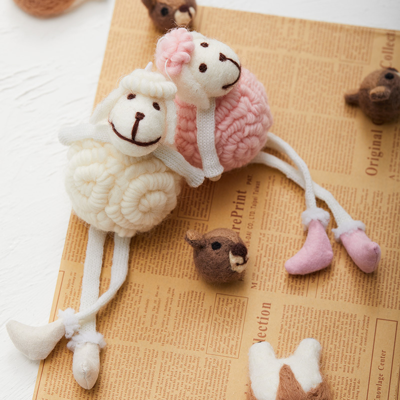 Madera de lana fieltro cordero colgantes decoraciones de Navidad cabeza de ciervo corky trasero DIY accesorios de decoración colgantes