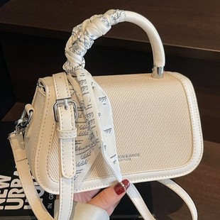 Korean Style Hand-Carrying Fashionable Versatile Small Square Bag for Women 2025 New Contrasting Color Shoulder Bag High-End Casual Women's Bag