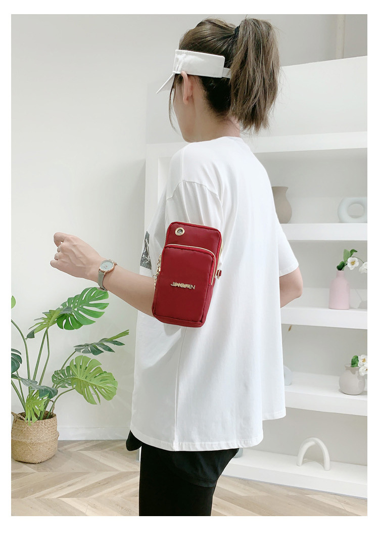 Women's Mini Nylon Hot Air Balloon Solid Color Basic Square Zipper Crossbody Bag display picture 2