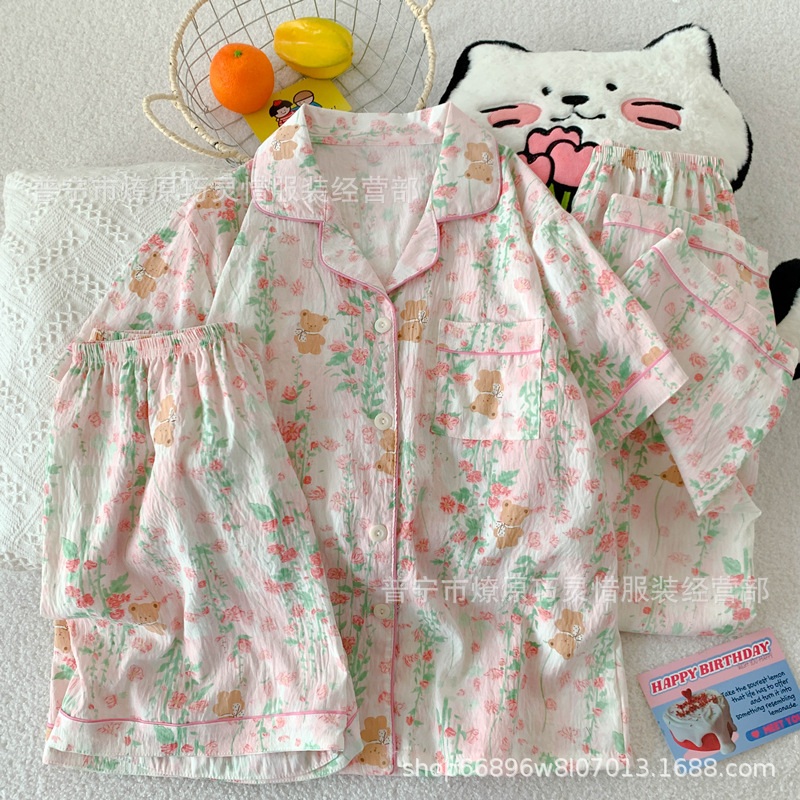 Pajamas de tres piezas de torta de oso para mujeres de verano, pantalones de manga corta, nubes de algodón adorable, viento en 2025 nueva ropa para el hogar