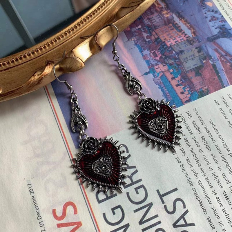 15g Weight Alloy Ear Needle Material Drop Earrings Classification 1 Pair Quantity Holiday, Daily Occasion Alloy Material Halloween Festival Heart Shape, Butterfly, Skull Pattern Women's Gender Hip-Hop Style 1 Pair Halloween Hip-Hop Heart Shape Butterfly Skull Alloy Drop Earrings 4