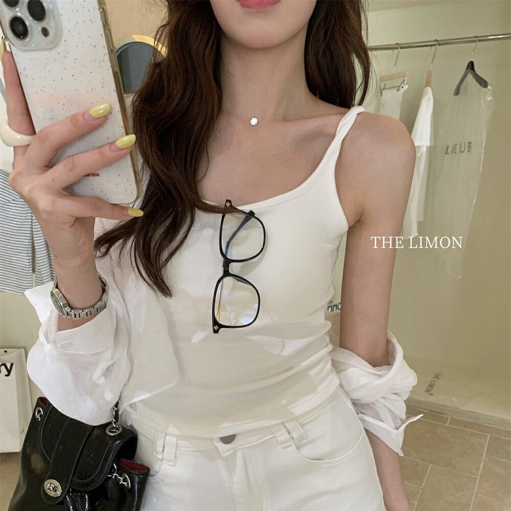 Summer New Hot Girl Twist Twist Small Suspender Belt with Breast Pads, Versatile Slim Fit and Beautiful Back, Can Be Worn Outside the Vest