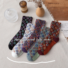 Socks for women, mid-calf socks, autumn and winter new style, original point flowers, retro ethnic style, trend socks, geometric patterns, European and American style manufacturers 