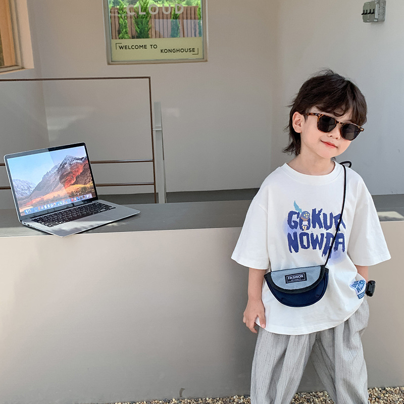 INS estilo coreano para niños bolsa de viaje al aire libre forma cóncava para niños bolsa informal de lona para niños y niñas bolsa simple de media luna