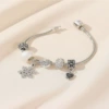 23#YCB437 Snowflake Pendant