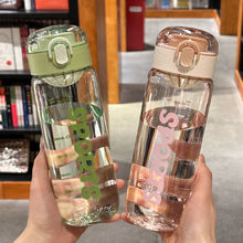 �ļ����ֵ���s�����������ˮ����Ů�������y�S�ֱ���ˤ��©