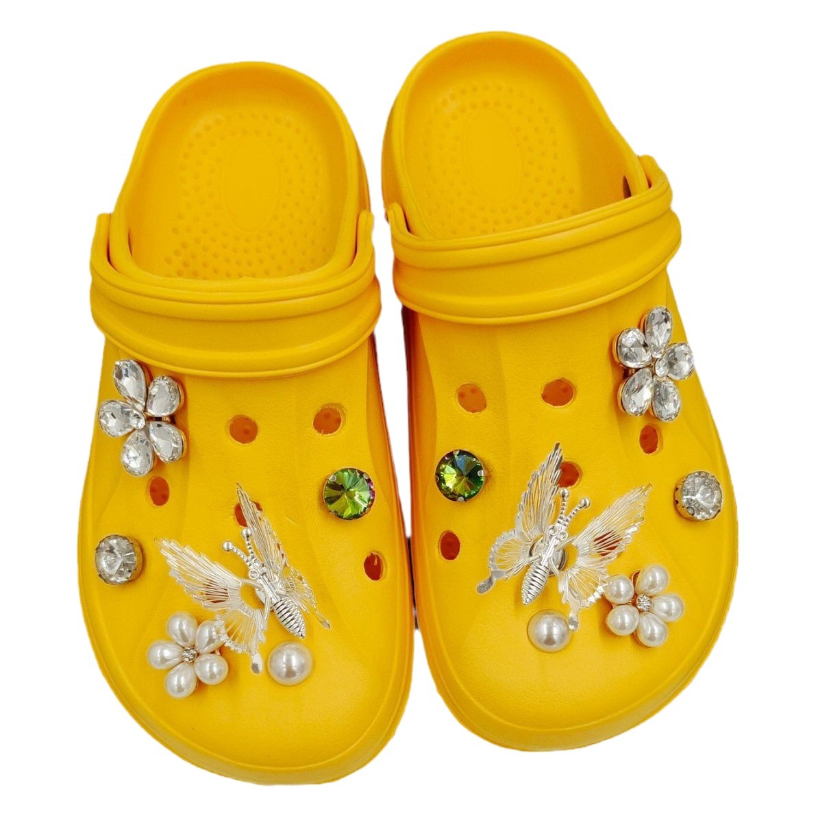 Abalorios para zapatos Croc en existencia con decoraciones de mariposas florales, accesorios de estilo punk de metal para zapatos de jardín, accesorios para zapatos Croc.