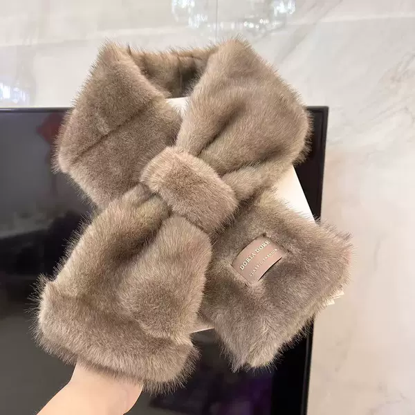 Niche High-Quality Fur Scarf Cross Scarf for Women Thickeneded Imitation Mink Gradient Color Small Scarf Autumn and Winter