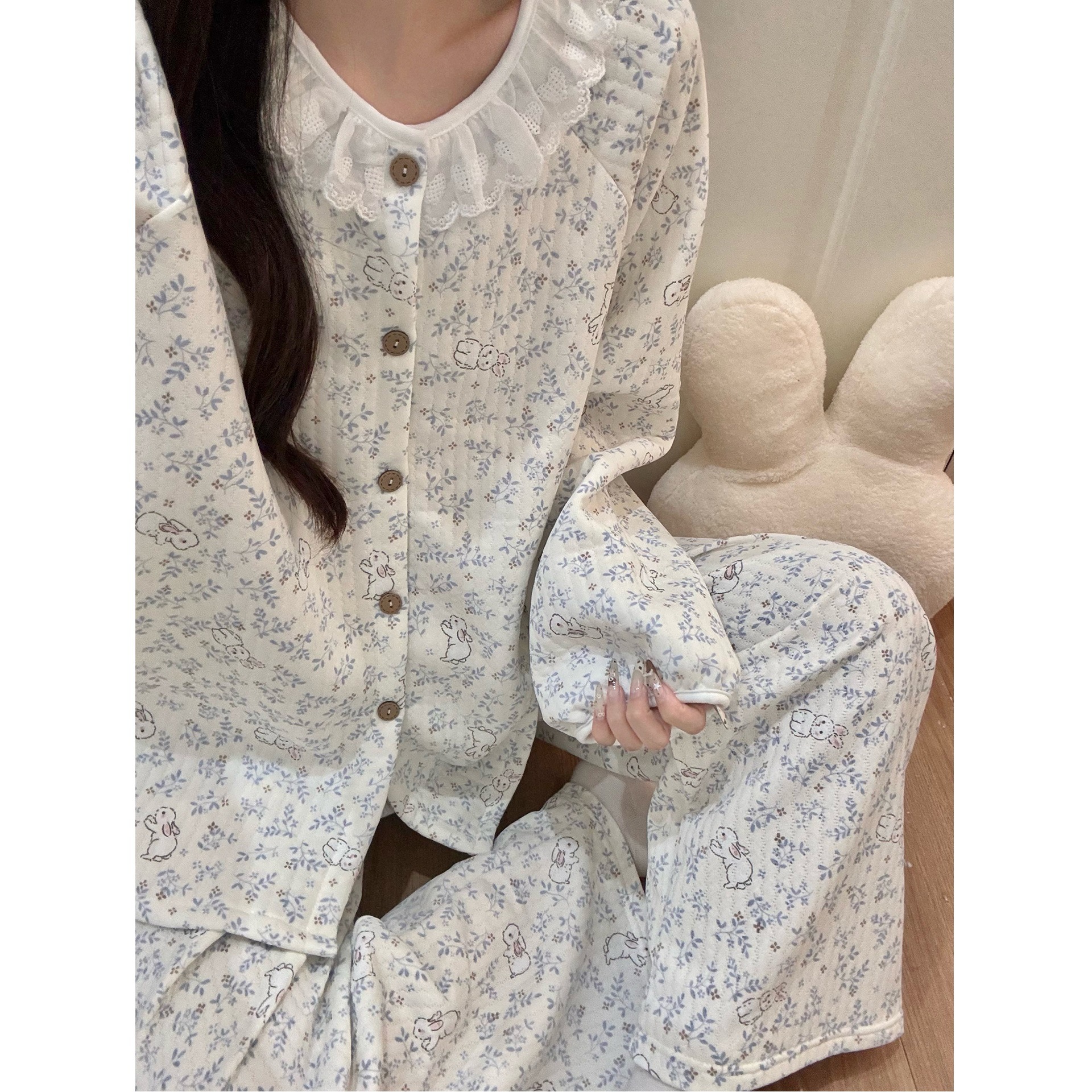 Women's Sweet Floral Bunny Pajamas Lace Collar Thickened Air Cotton Lining Warm Home Wear Set New Autumn Winter Style_voghion.com