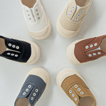 校园儿童帆布鞋小白鞋男款3到6岁女童防臭一脚蹬春秋轻便休闲室内