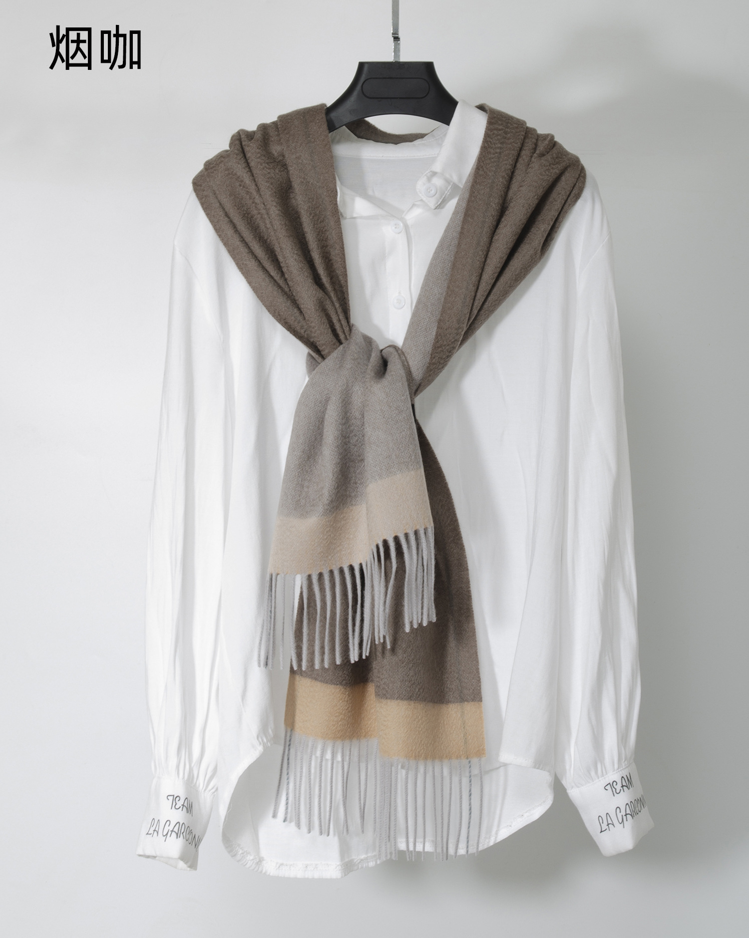 Fábrica de Mongolia interior pelo liso cachemira pura falsa ondulación del agua de doble cara llanura nueva bufanda Otoño e Invierno borla color a juego