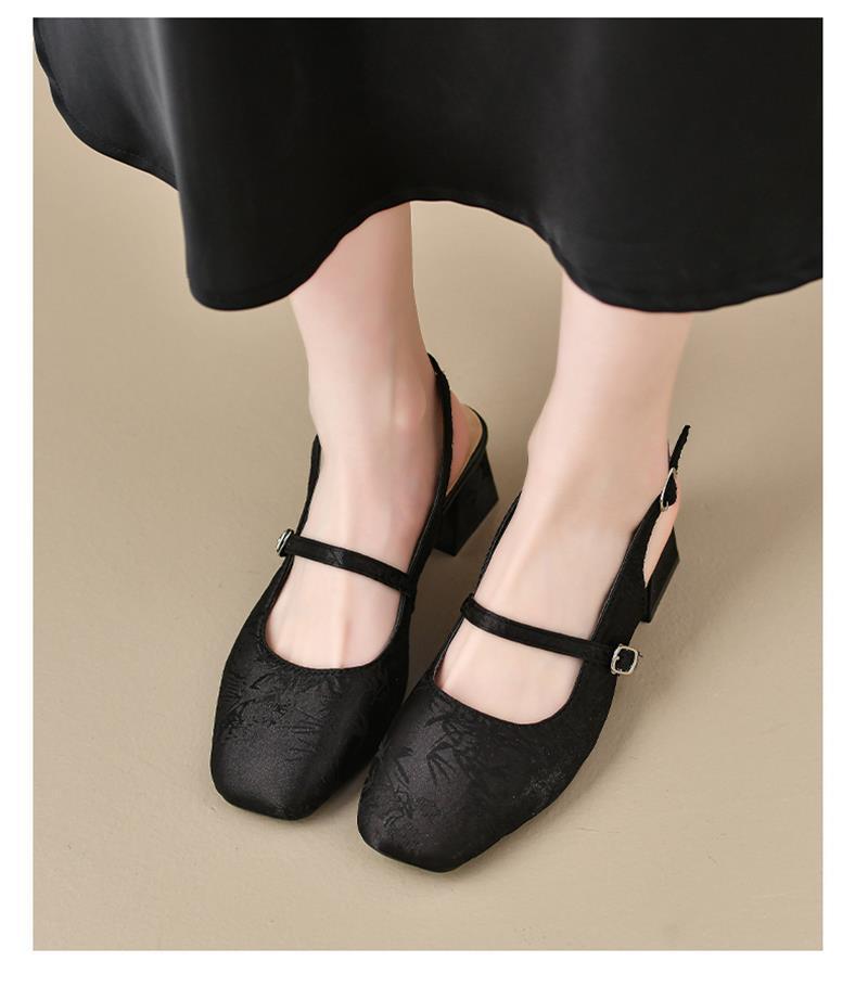 Sandalias de seda chinas de estilo nacional chinas para mujeres con cheongsam, ropa de estilo chino, talón grueso, no cansado, vestido de novia, zapatos de novia