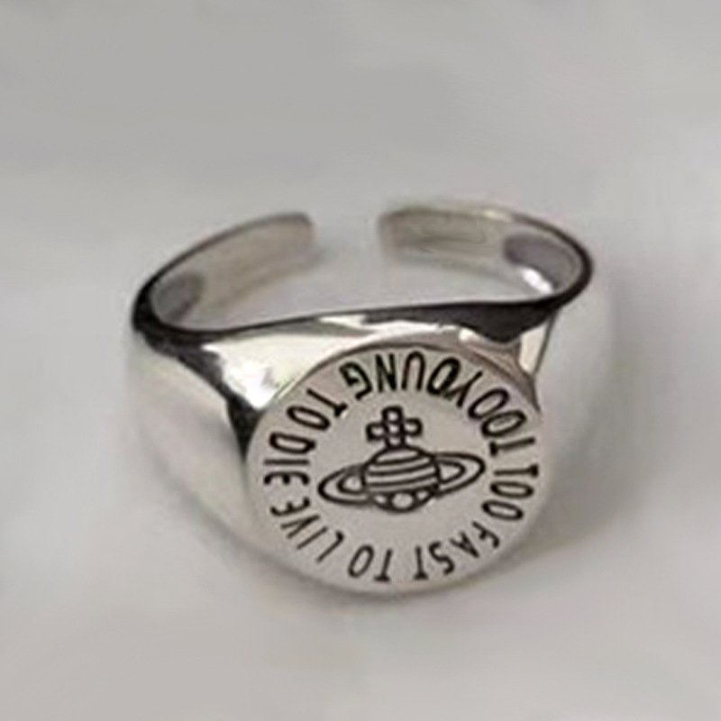 レトロなアルファベットの指輪の組み合わせins韓東大門ヒップホップはs 925銀の英語の指輪の対外貿易の卸売りをめっきします。