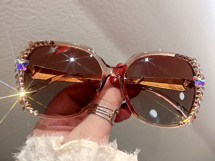 Diamond Design Elegant Style Elegant Oval Pc Oval Frame Diamond Frameless Women's Sunglasses