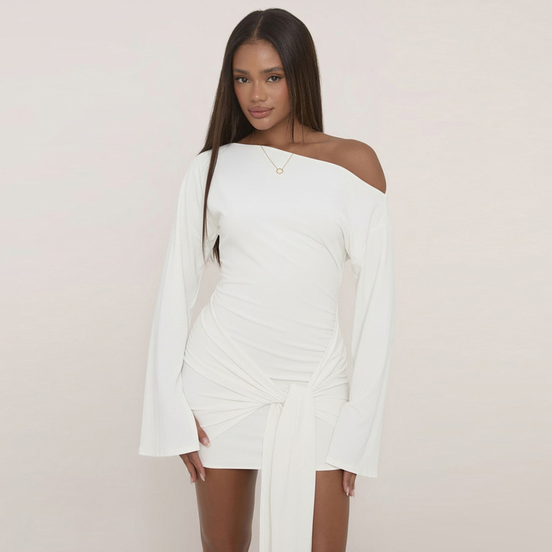 European and American Fashion Solid Color One-Shoulder Long Dress with Bell Sleeves, Stylish Drape Details, and Tight-Fitting Mini Long-Sleeve Design European and American Fashion Solid Color One-Shoulder Long Dress with Bell Sleeves, Stylish Drape Details, and Tight-Fitting Mini Long-Sleeve Design