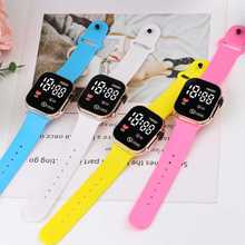 现货电镀方形爱心LED电子手表高中学生男女简约韩版运动夜光手表