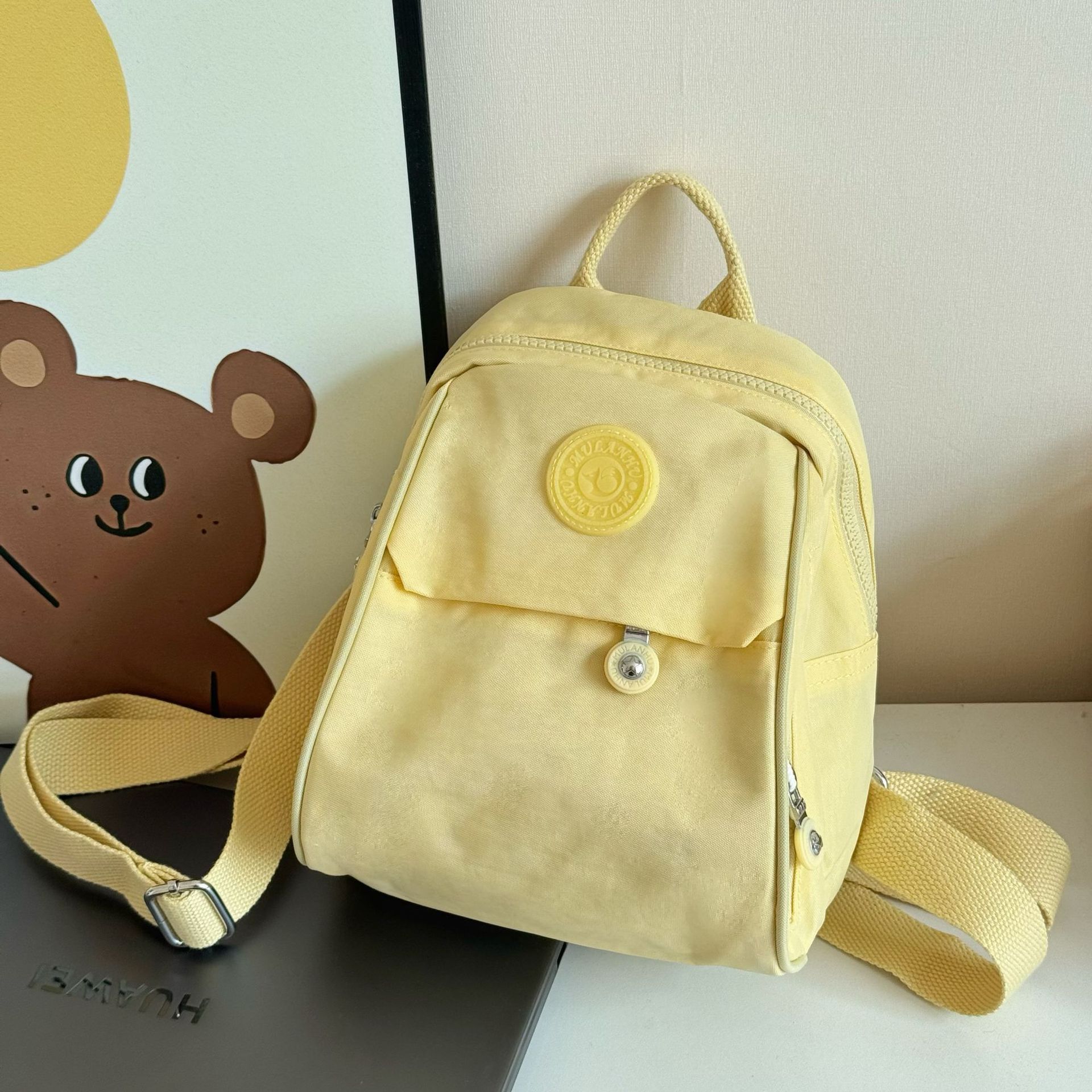 Mochila para mujer, mochila pequeña de tela Oxford de gran capacidad, resistente al agua, nueva mochila escolar de nailon lavanda de todo fósforo de moda