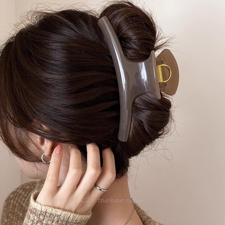 Extra-Large 15cm Hair Clip for Women with Thick Hair, 2026 New Model, Simple Large Size, High-End Feel, Hairpin for the Back of the Head, Shark Clip 3