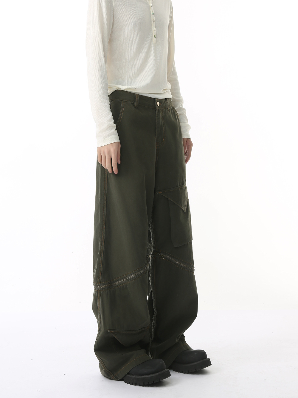 MTLCLOTHES Hombres| Nicho de bolsillo empalmado con cremallera diseño de moda herramientas pantalones de madera jeans casuales