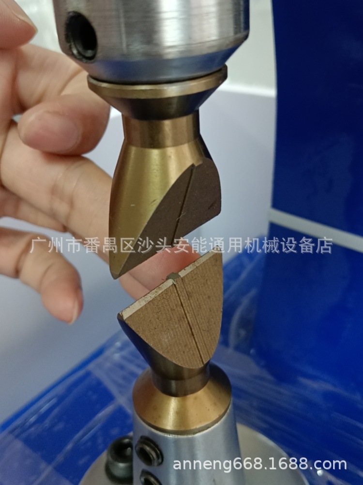 4aea3cee4132dc549be8467dde8496