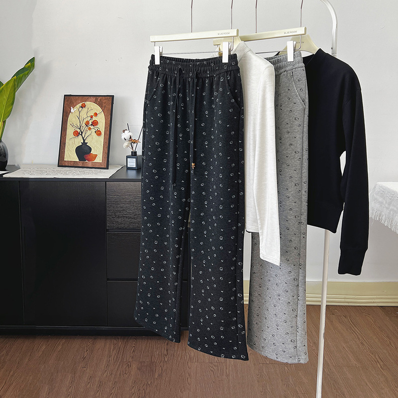 Petite women's cashmere wide-leg sweatpants, autumn and winter KITTY new style, elastic high-waist drawstring, flowing and slimming casual pants Petite women's cashmere wide-leg sweatpants, autumn and winter KITTY new style, elastic high-waist drawstring, flowing and slimming casual pants