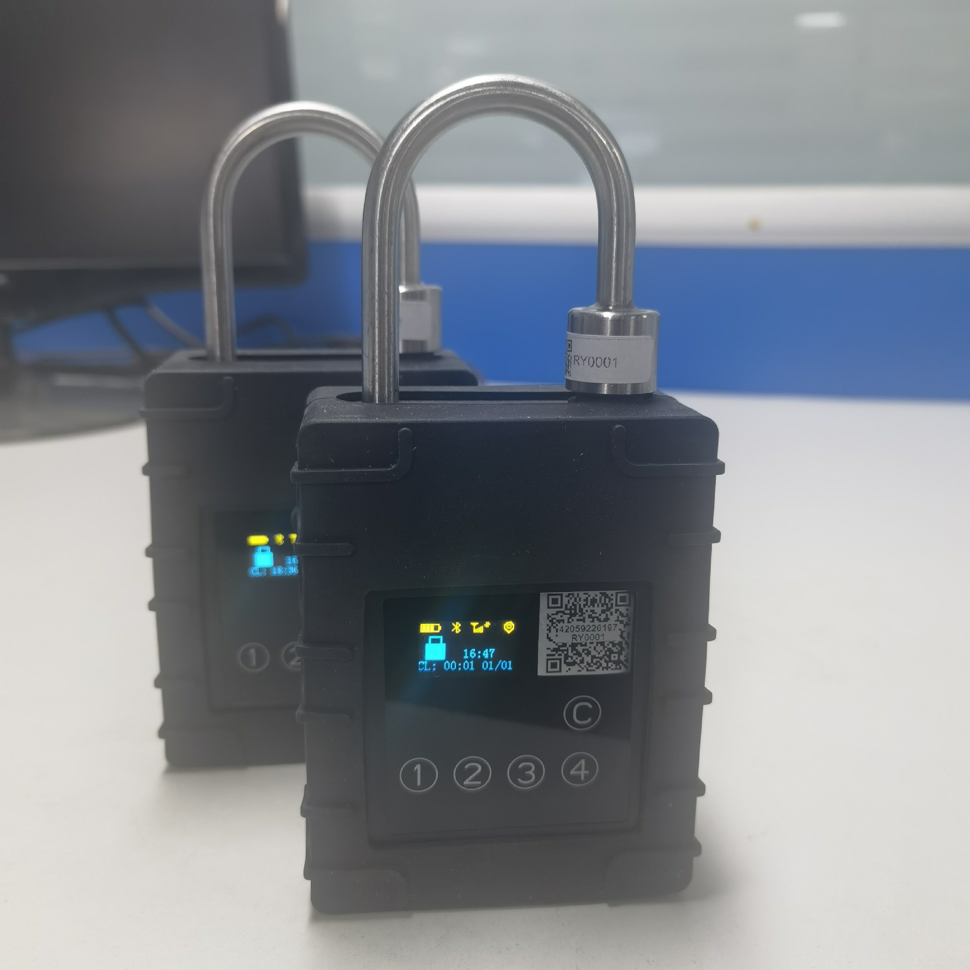 远程控制智能集装箱监控 GPS物流锁 追踪器挂锁