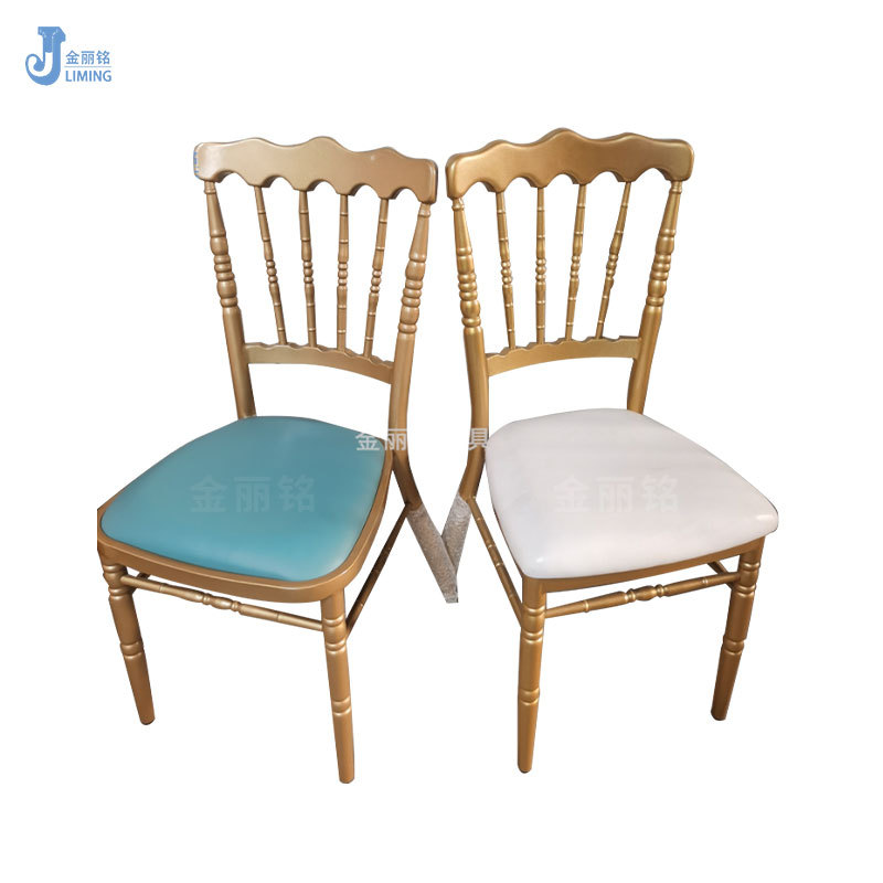 Silla de comedor de metal Silla de banquete de hotel apilamiento Silla de boda Napoleón bolsa suave respaldo al aire libre boda Silla de Bambú