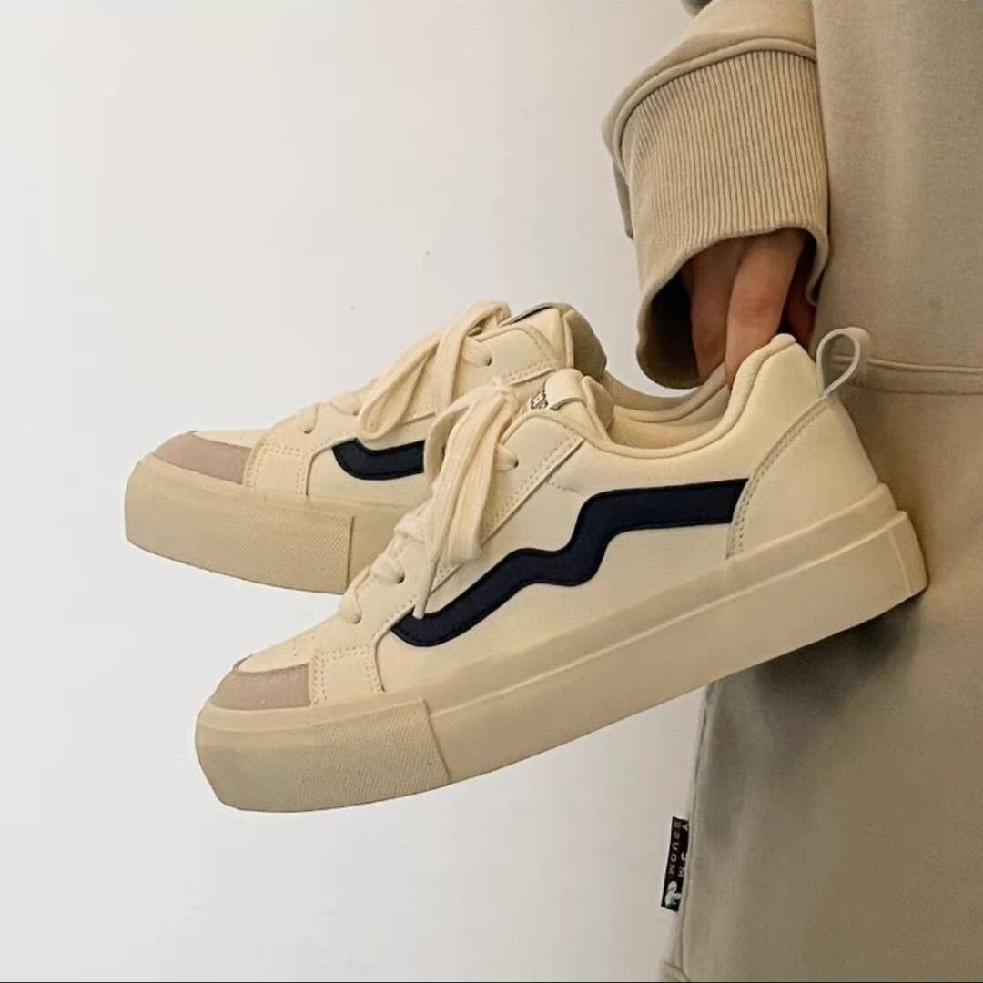 Zapatos de mujer de primavera y verano 2025 nuevo tipo de suela suave ligera y transpirable zapatos blancos de mujer zapatos casuales zapatos deportivos