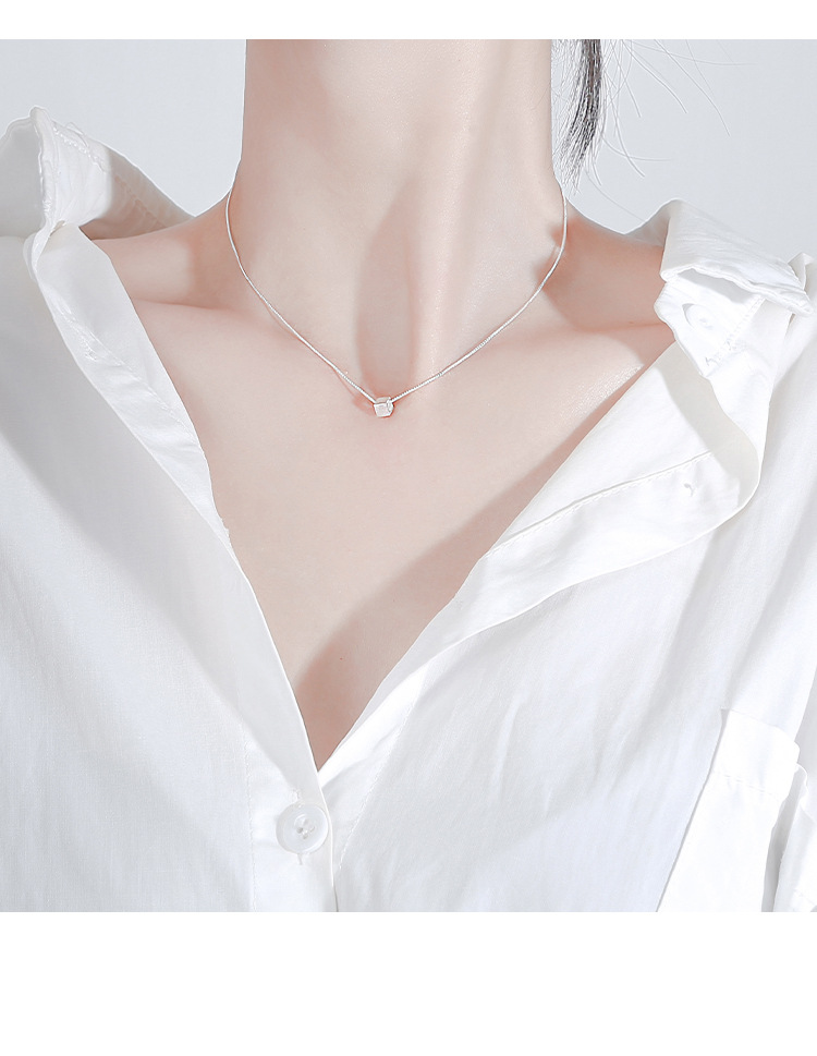 Minimalist Geometric Cube Necklace For Women In Matte Brushed Gold_voghion.com