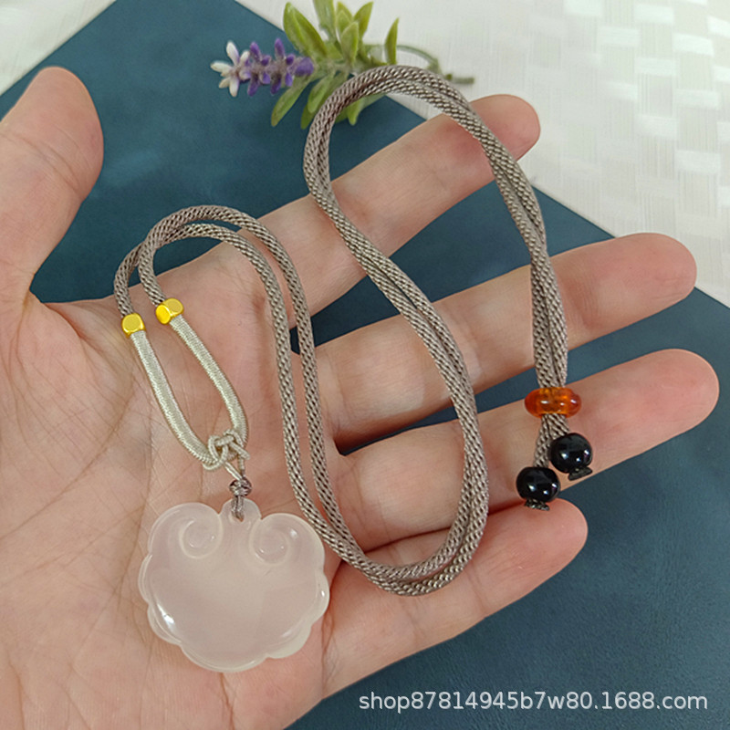 우유 차 로프가있는 흰색 옥수 양면 Ruyi 잠금 장치 (28*25mm 정도)