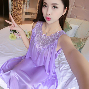 ���¿���z˯ȹŮʿ�ԸЕr����ȹ�o�䱳�Ļ�߅���ɼҾӷ�һ�����l