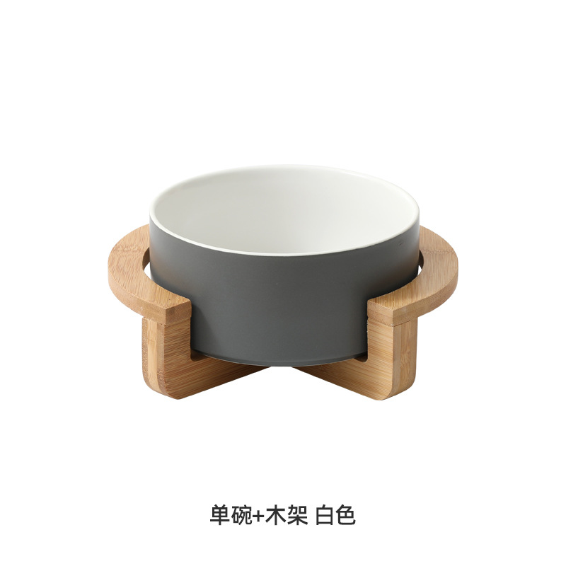 Interior Blanco exterior gris con marco de madera de arco