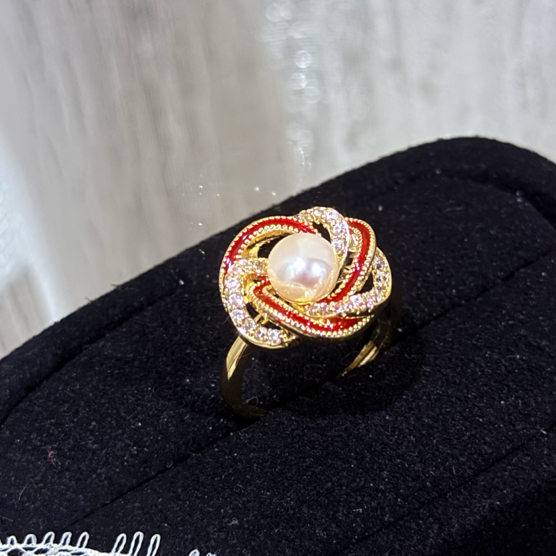 �����ɫ����������Ȼ��ˮ���������ָ��׹������װԴͷ����