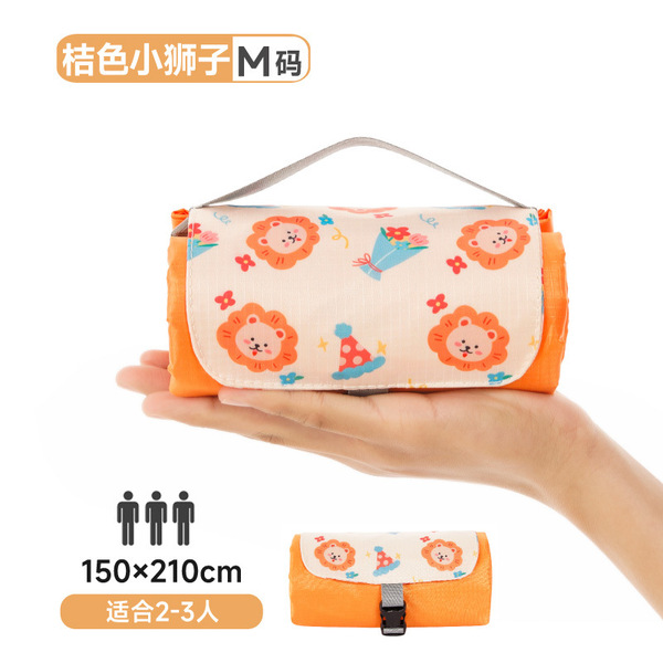 Handheld light and thin beach carpet for traveling for camping