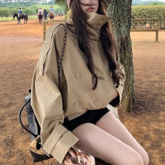 Ac*e25秋季新款英伦风 设计感立领短款韩系风衣外套女