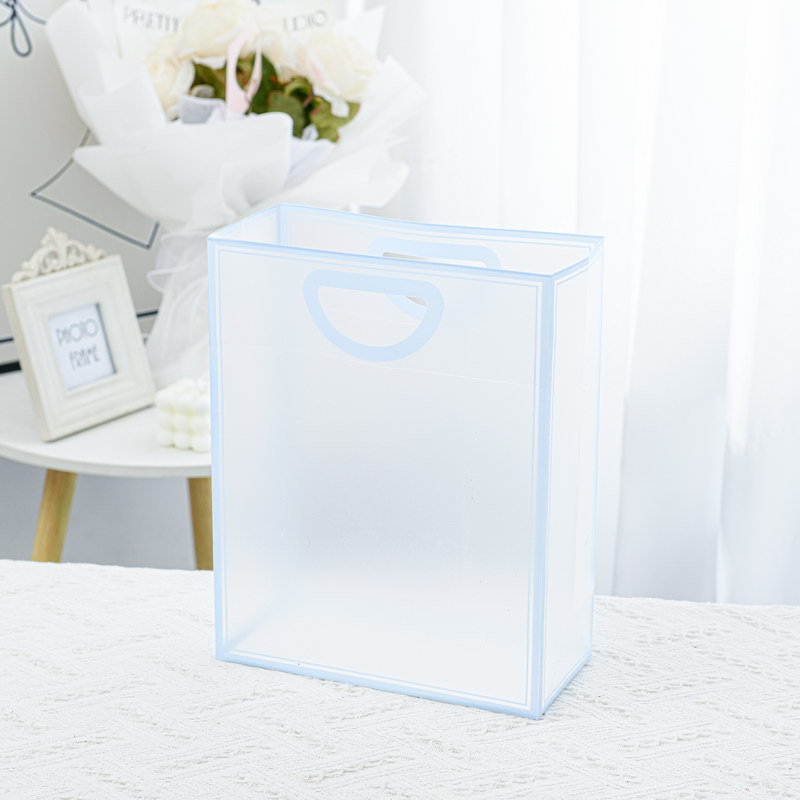 파란색 PP 무광 손잡이 쇼핑백; PP; (개별) 중간 사이즈, 가로 19.5 * 세로 9.5 * 높이 24.5cm