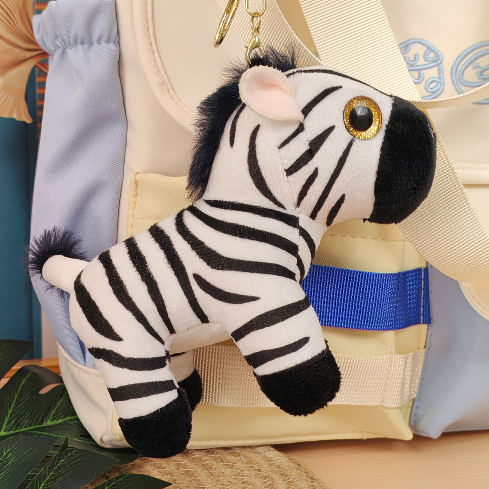 Venta directa de fábrica colgante de muñeca de cebra salvaje cosas feas colgante de felpa muñeca colgante de felpa de animal lote