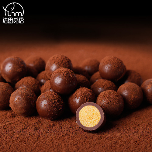 Fasimiyu Malisu Crispy Heart Chocolate Balls 168g barrel gift wedding candy wedding candy gift box