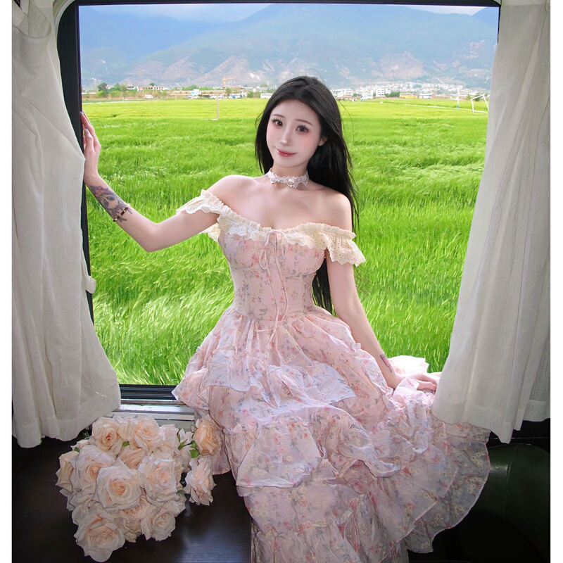Sweet and Spicy Floral Suspender Dress for Women, Summer Special, Beautiful Princess-Style Cake Dress, Puffy Long Skirt Sweet and Spicy Floral Suspender Dress for Women, Summer Special, Beautiful Princess-Style Cake Dress, Puffy Long Skirt