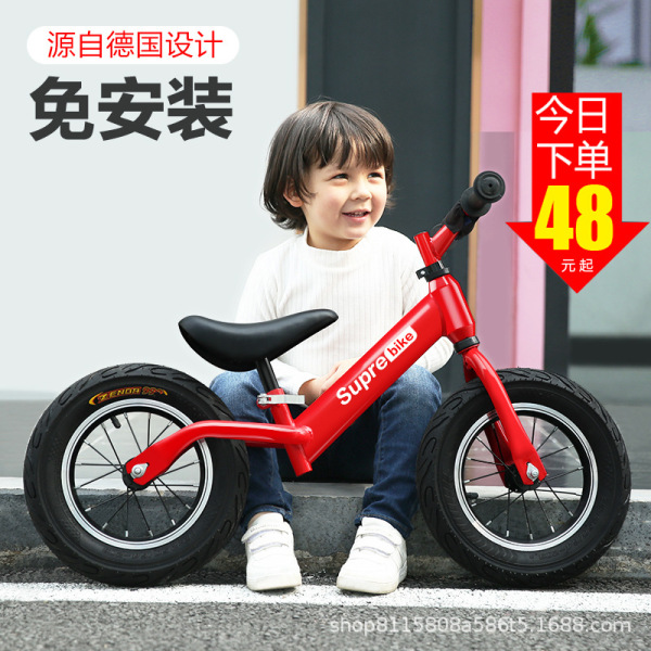 Children's no pedals balance bike pedalled