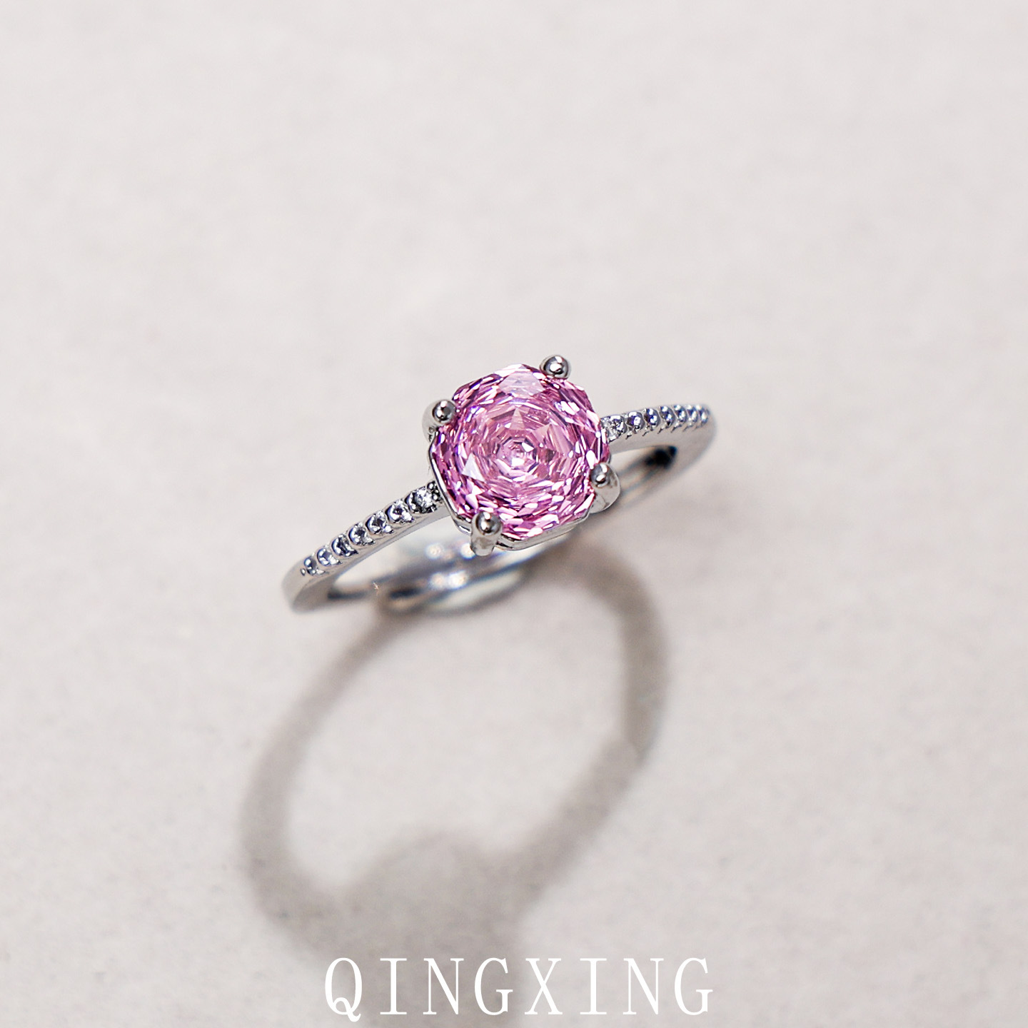Modischer und hochwertiger Millennium-Ring im Rosenschliff mit verstellbarem, leicht luxuriösem rosa Diamant und violettem Zirkon für Mädchen_voghion.com
