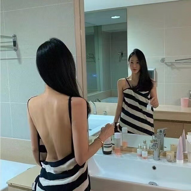 Barbie Wearable Bath Towel, Cute Strap Bath Towel, Instagram-Style High-Appearance Bath Skirt, More Absorbent Than Pure Cotton, Backless and Sexy