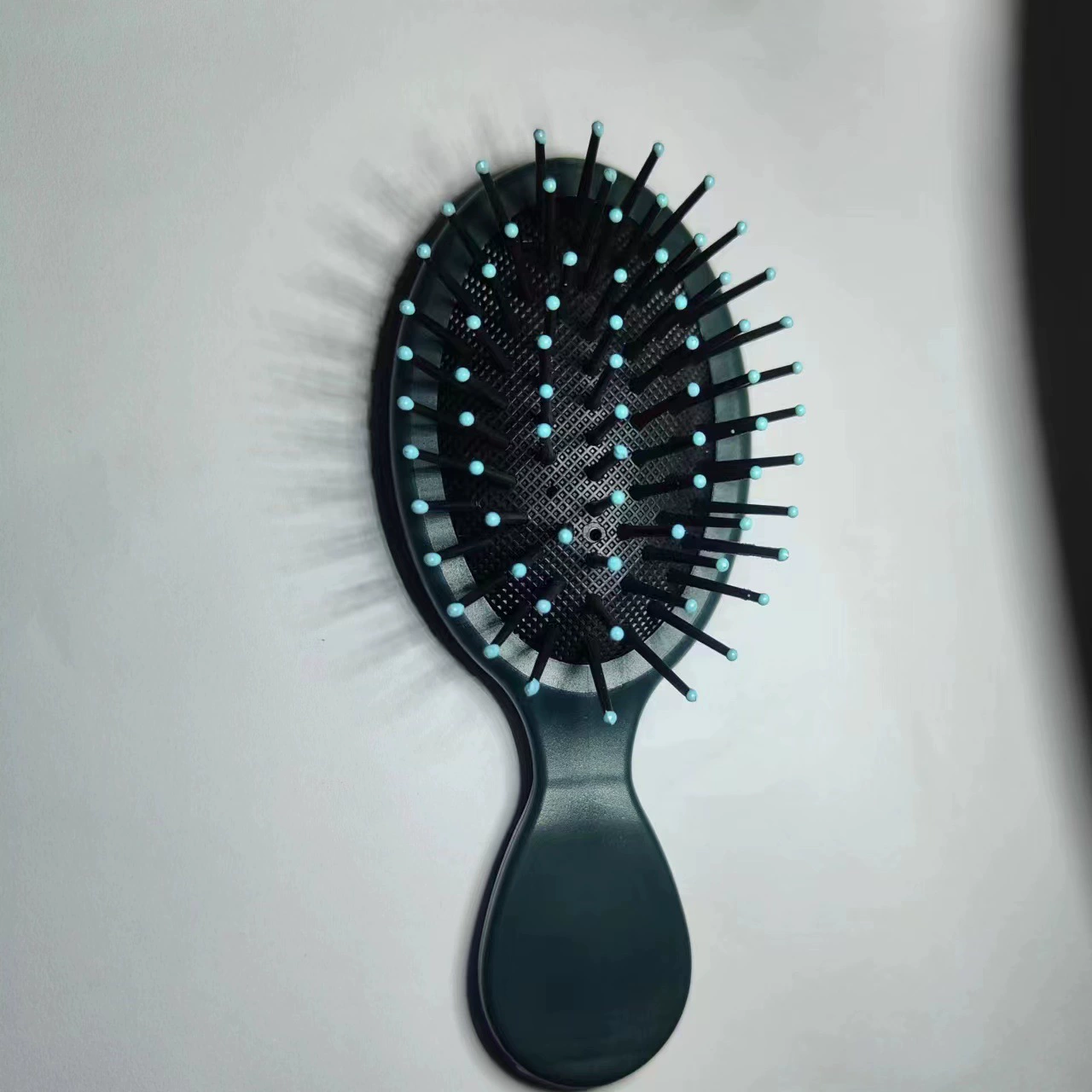 Handheld Scalp Massager Brush, Matte Finish, Soft Cushion, 14 cm Compact