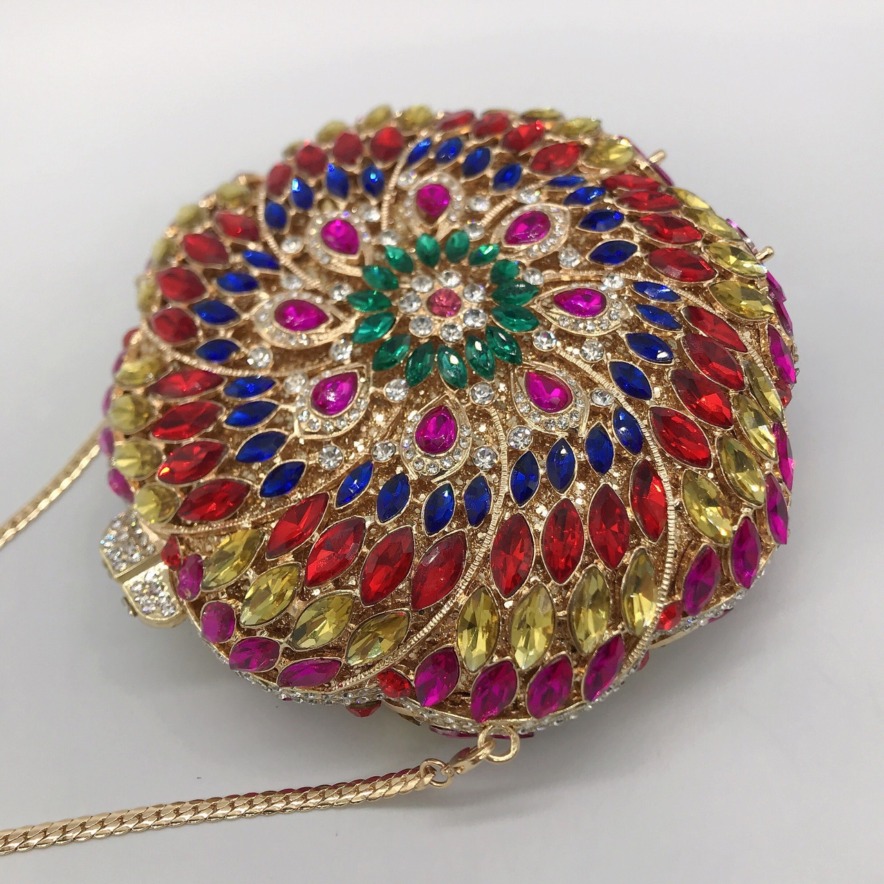 Túi clutch dạ hội đính kim cương xếp ly nhỏ khóa từ tính — Cá tính đặt làm chi tiết 5
