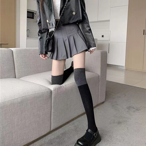 Calf socks for women, spring and autumn mid-calf black and gray spliced ​​half-leg black calf socks with color matching long-tube over-the-knee high socks