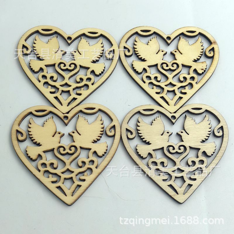 Tallado con láser de 6cm, corazon de melocotón, rodajas de madera, suministros navideños al por mayor 10 piezas en un paquete con cuerda de cáñamo