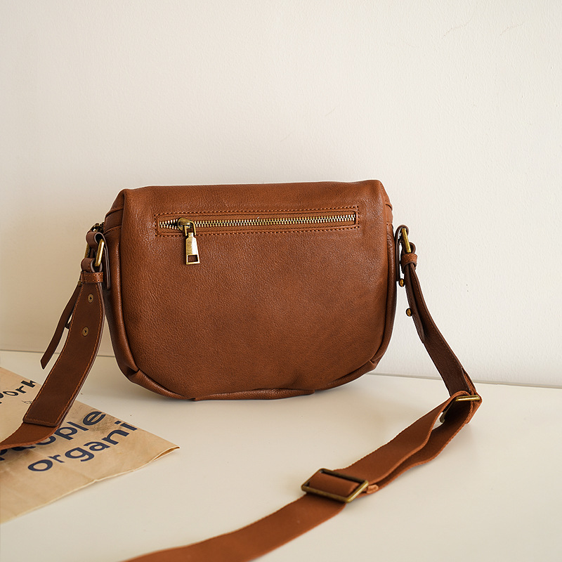 Saddle Bag Single Shoulder Crossbody Bag Niche Design Luxury Large Capacity Cloud Bag Genuine Leather Pleated Minimalist Women's Handbag - Thumbnail 2