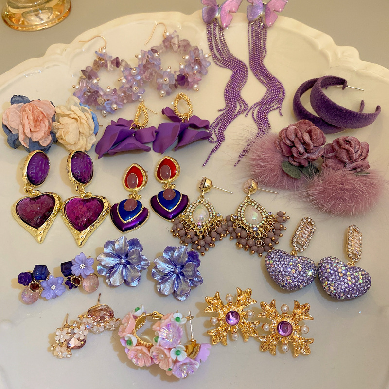 Fashion Heart Shape Flower Alloy Diamond Resin Rhinestones Womenu0027S Drop Earrings 1 Pair