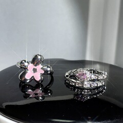 小眾輕奢閃鑽蛇戒指女高級感花朵氣質百搭冷淡風蛇形指環秋冬配飾