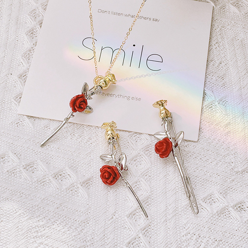 necklace